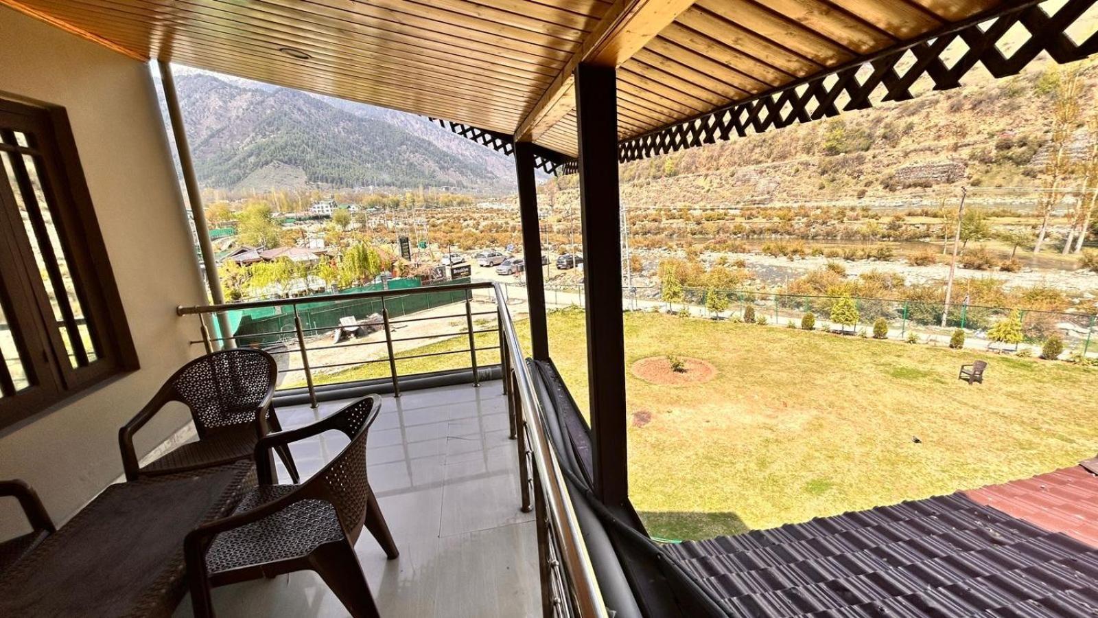As Resorts Maintained By Zaara Resorts Pahalgām Exteriör bild